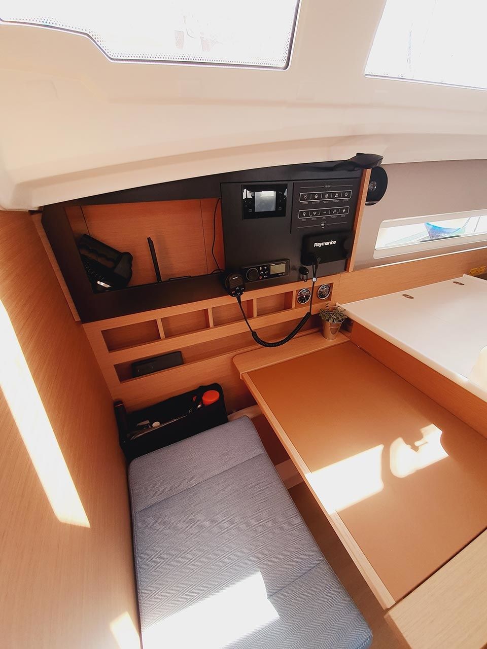 Jeanneau Sun Odyssey 410 | Kalumina