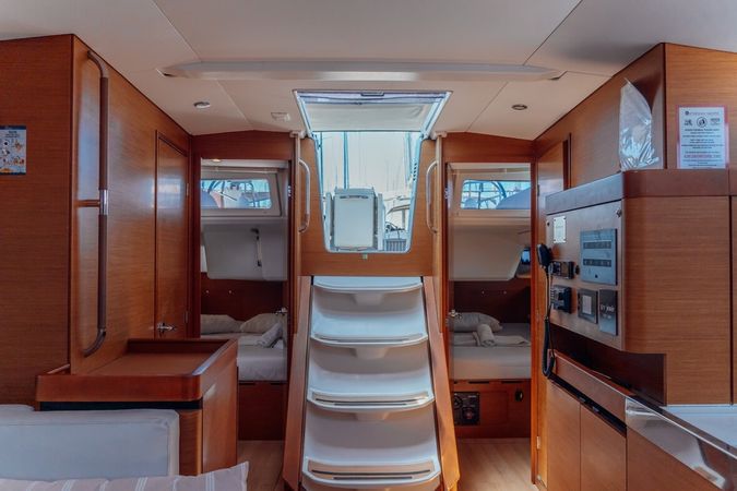 Jeanneau Sun Odyssey 490 | Jouir