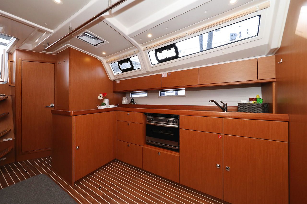 Bavaria Cruiser 46 | Bella 3