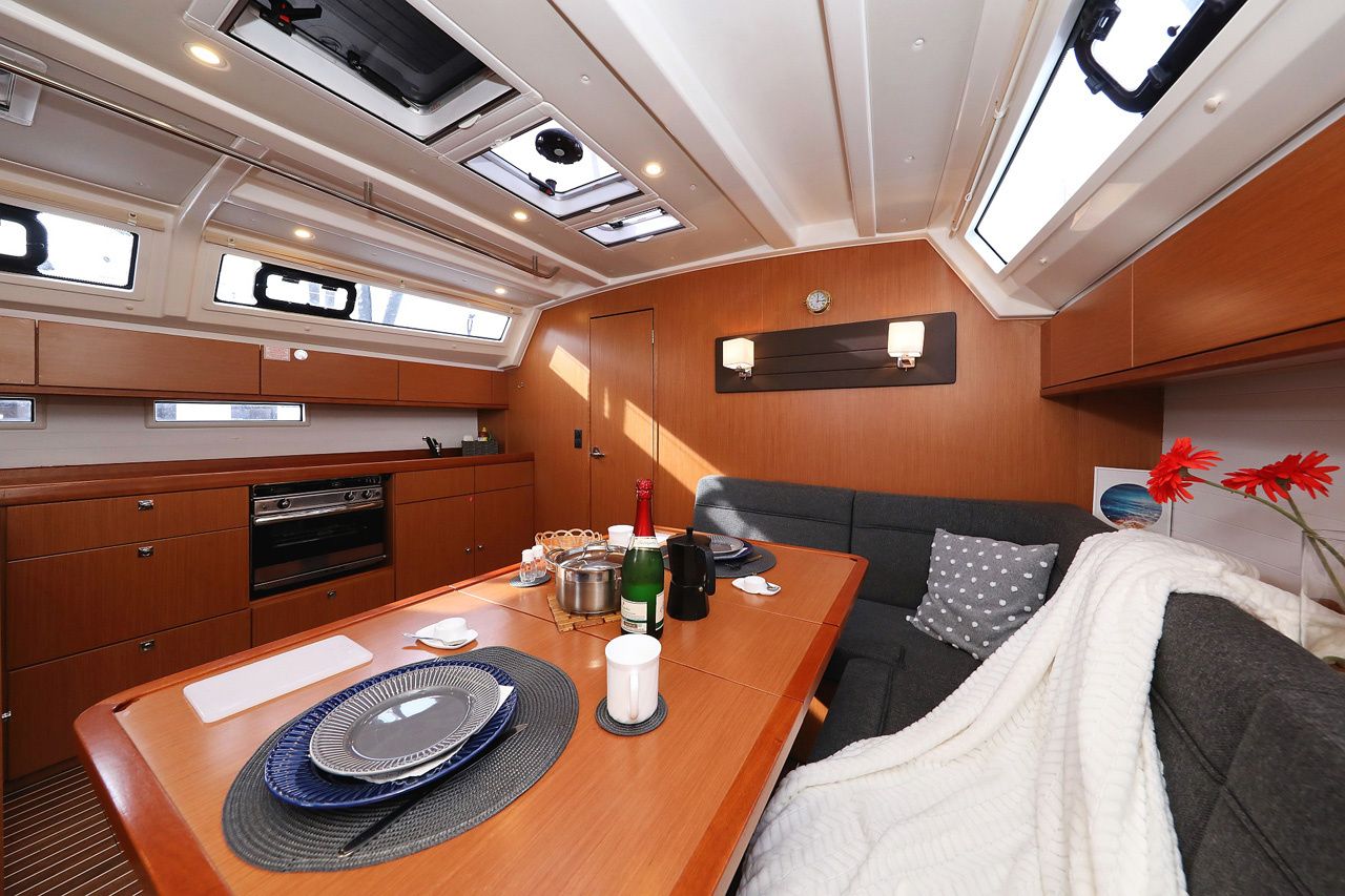 Bavaria Cruiser 46 | Bella 3