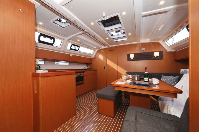 Bavaria Cruiser 46 | Bella 3