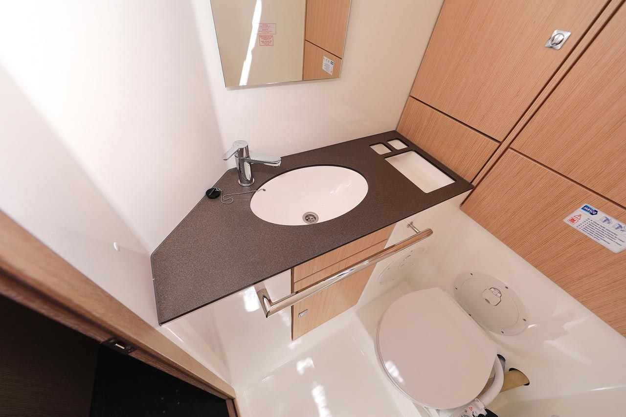 Bavaria Cruiser 46 | Cara