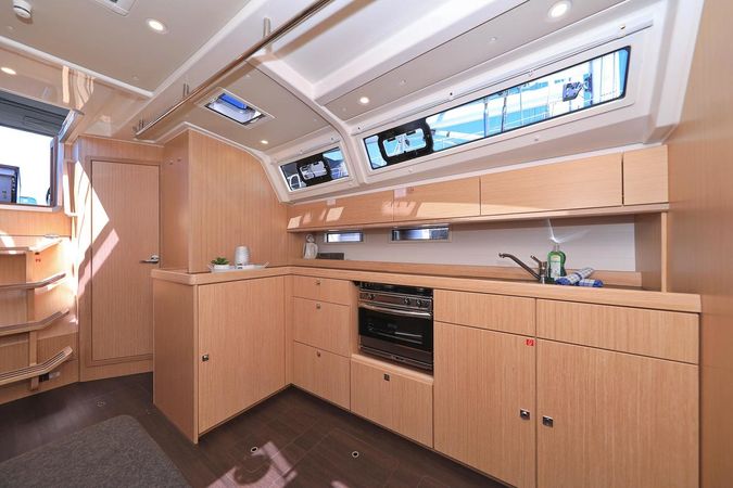 Bavaria Cruiser 46 | Cara