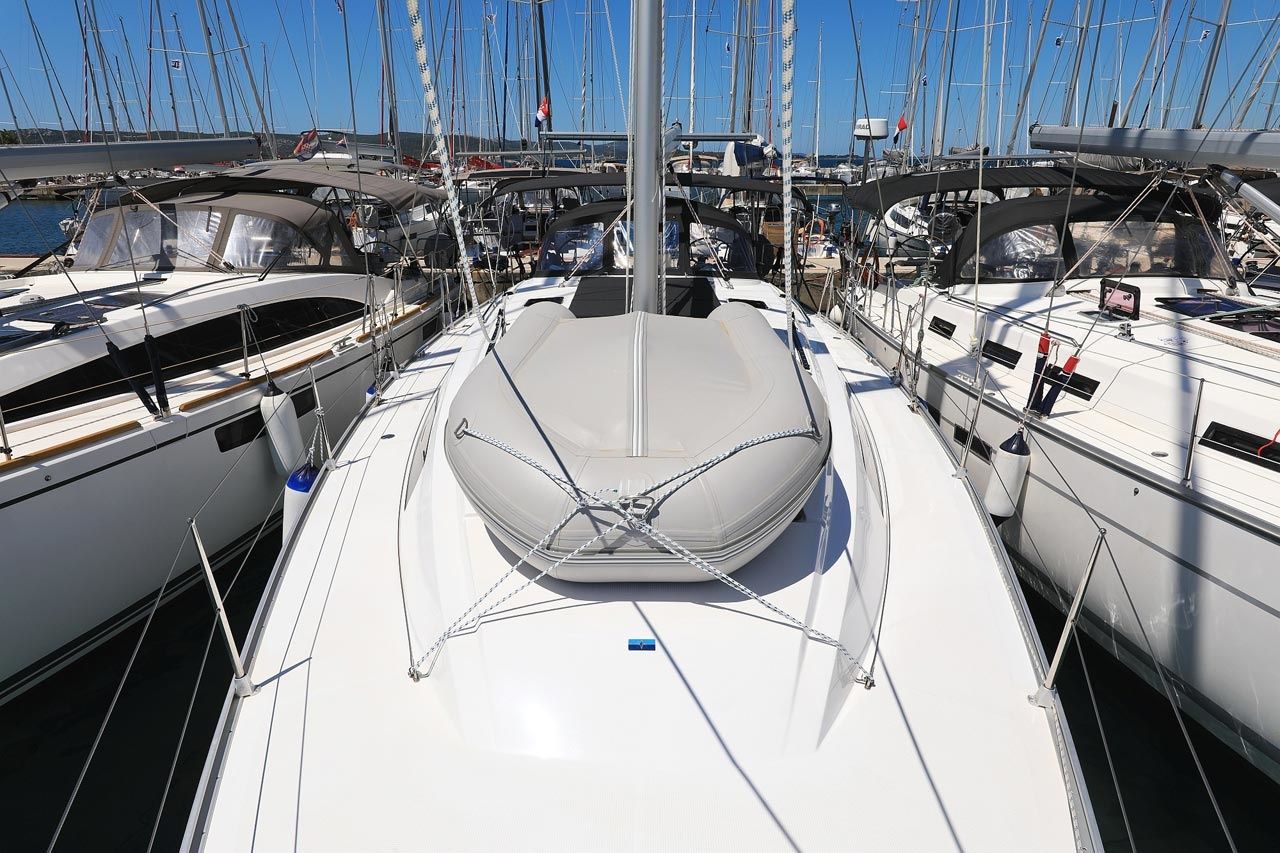 Bavaria Cruiser 46 | Cara