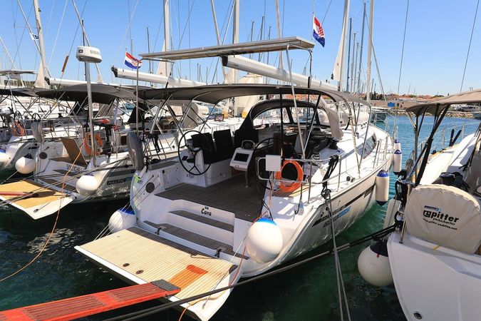 Bavaria Cruiser 46 | Cara