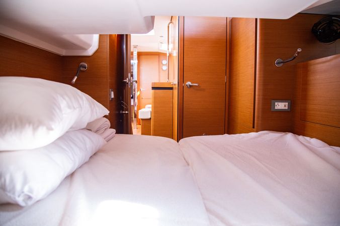 Jeanneau Sun Odyssey 440 | Apostolis