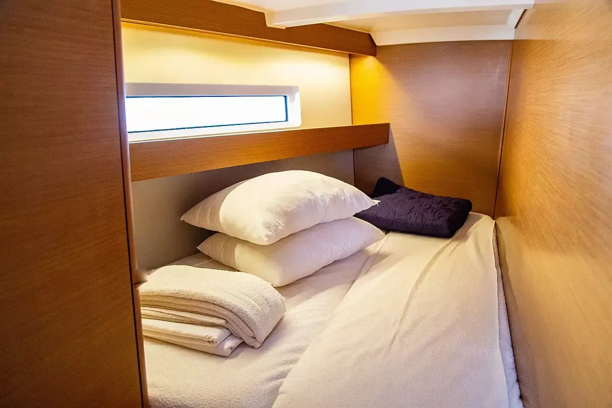 Jeanneau Sun Odyssey 440 | Apostolis