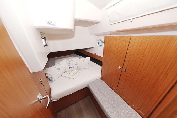 Bavaria Cruiser 41 | Madrugada