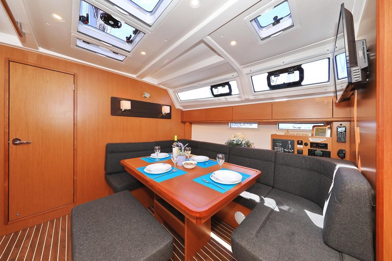 Bavaria Cruiser 46 | Saphir