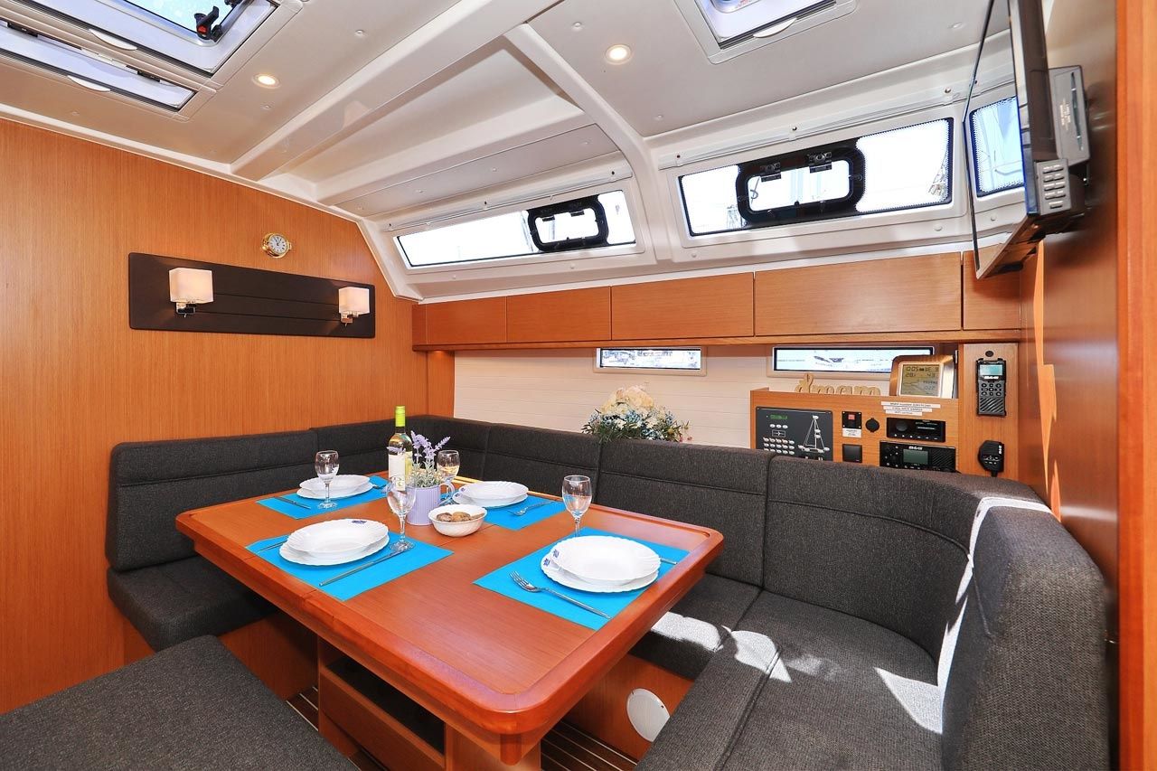 Bavaria Cruiser 46 | Saphir