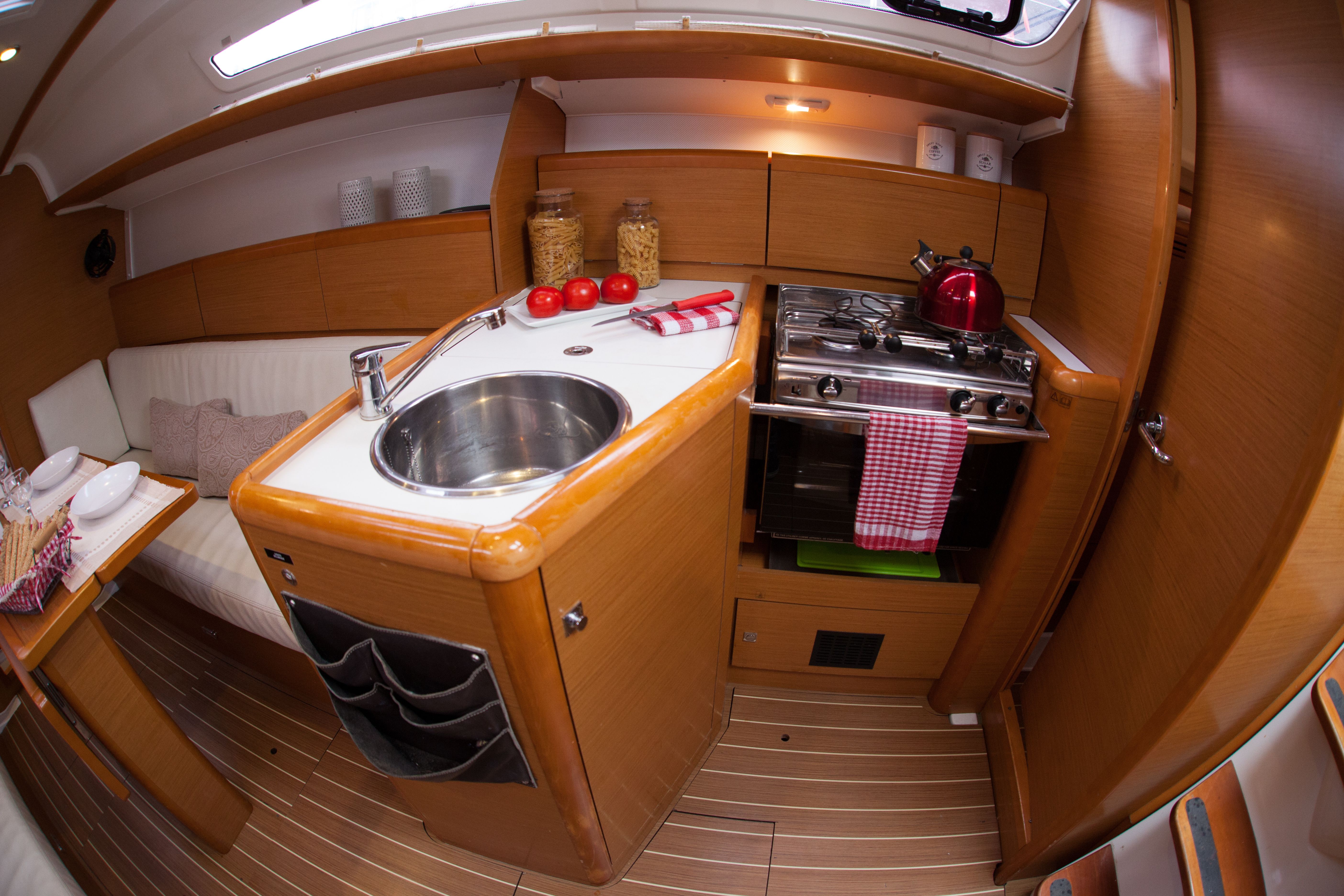 Jeanneau Sun Odyssey 33 | Mare Doro