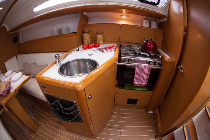 Jeanneau Sun Odyssey 33 | Mare Doro