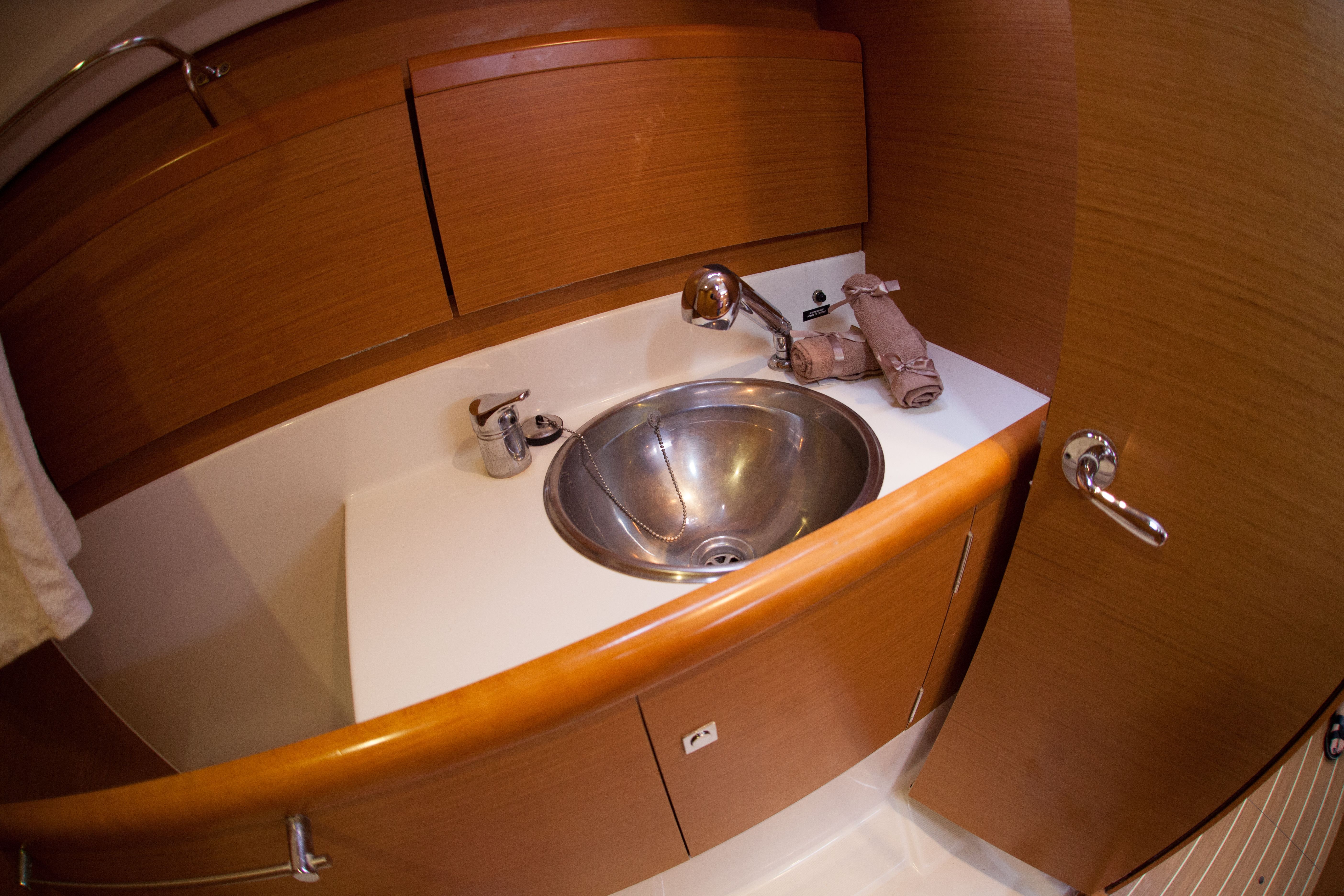 Jeanneau Sun Odyssey 33 | Mare Doro