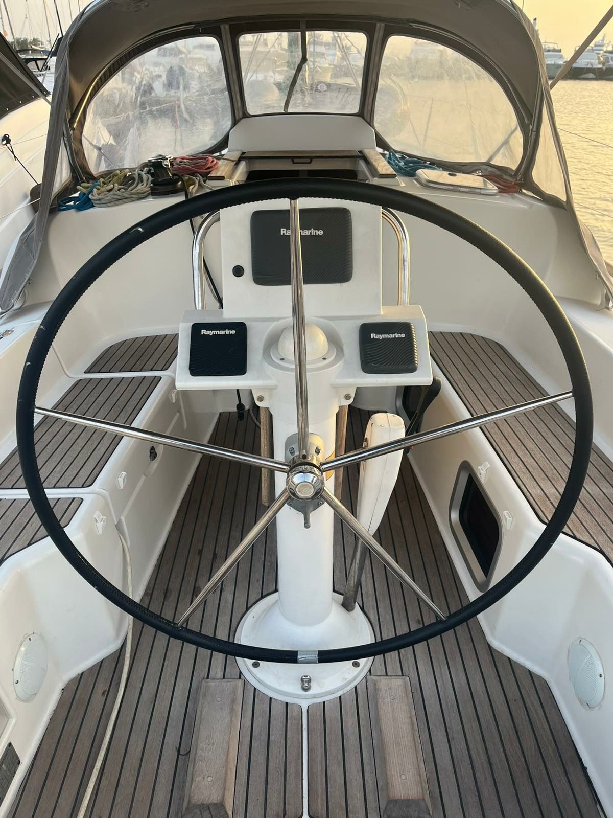 Jeanneau Sun Odyssey 33 | Mare Doro