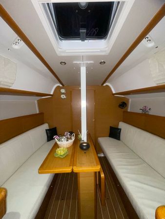 Jeanneau Sun Odyssey 33 | Mare Doro
