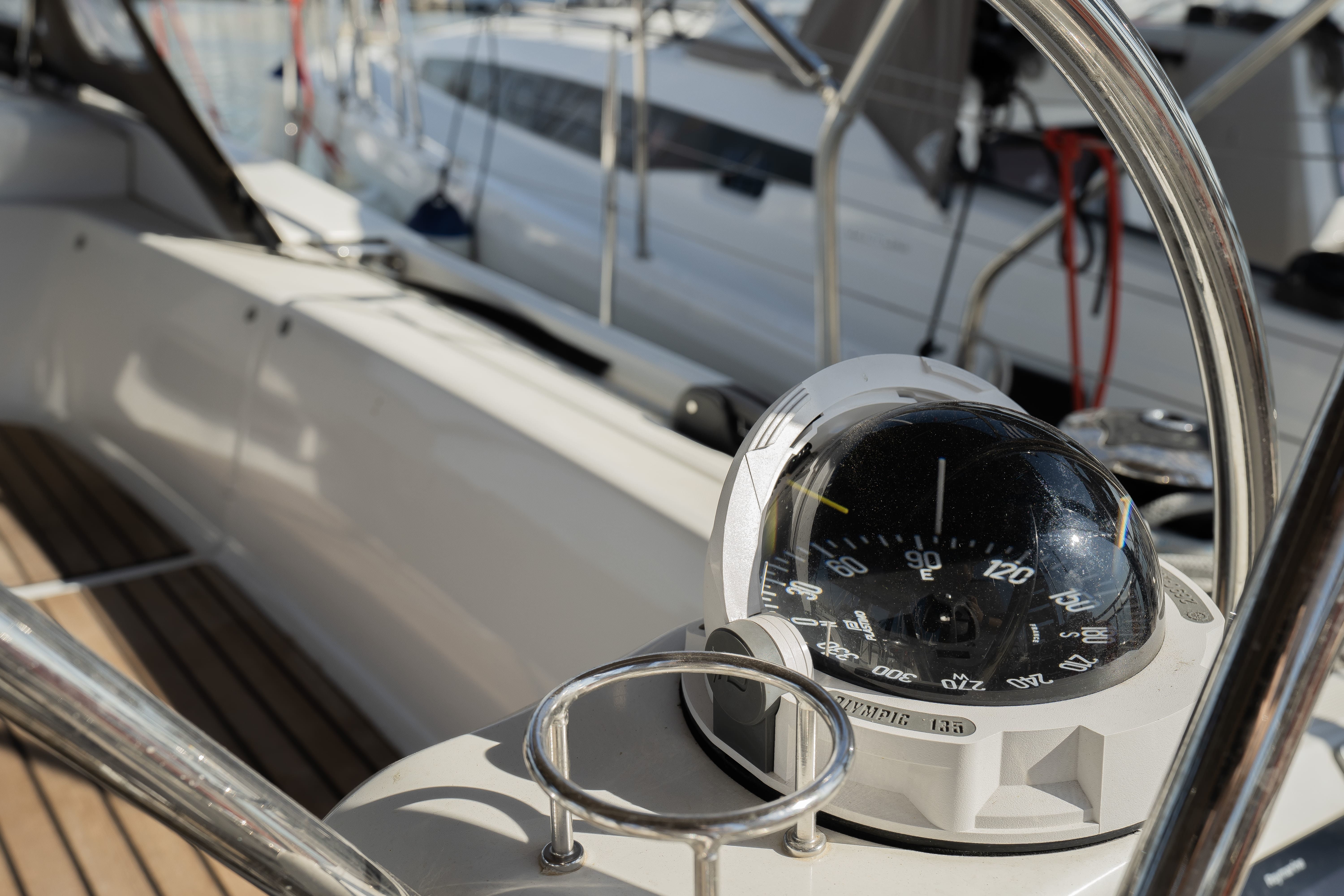 Jeanneau Sun Odyssey 519 | Juicy Lucy