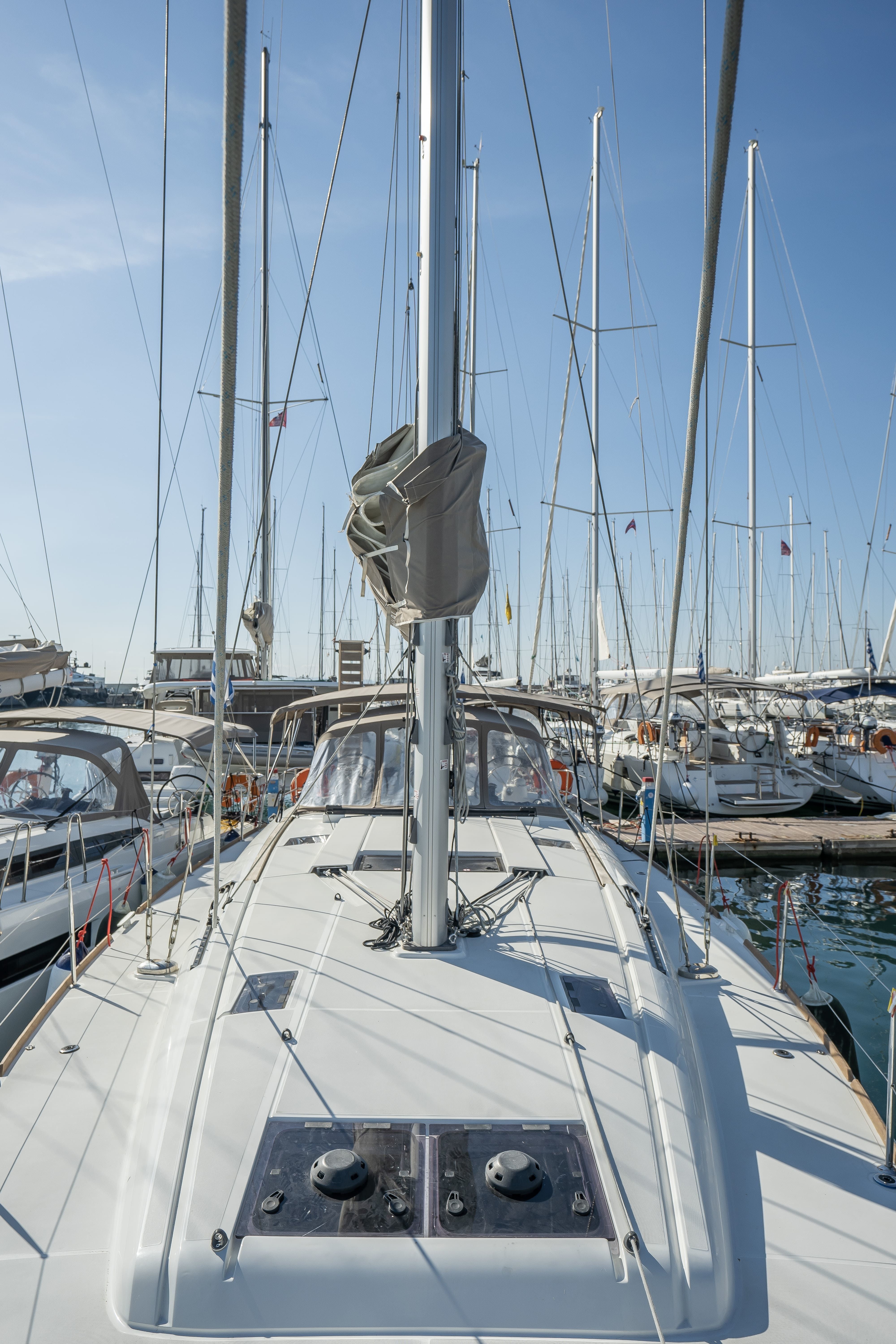 Jeanneau Sun Odyssey 519 | Juicy Lucy