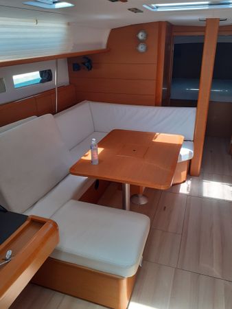 Jeanneau Sun Odyssey 490 | Captain Jack Sparrow