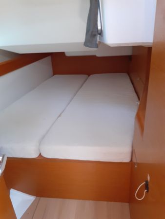 Jeanneau Sun Odyssey 490 | Captain Jack Sparrow