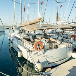 Jeanneau Sun Odyssey 490 | Vitamin Sea