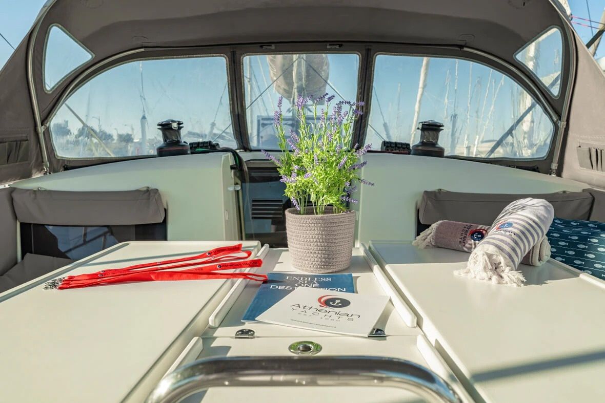 Jeanneau Sun Odyssey 490 | Vitamin Sea