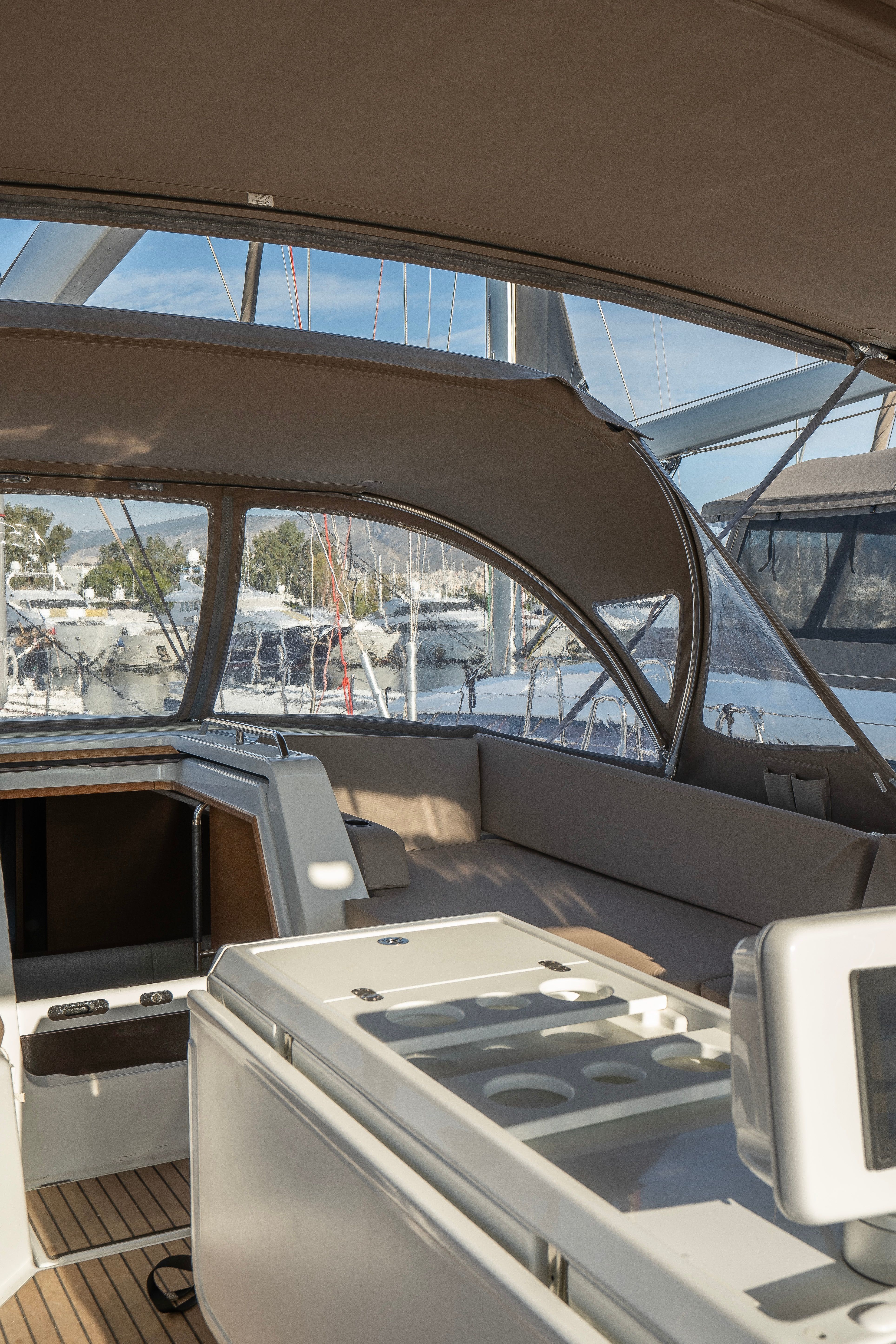 Jeanneau 54 | Erica