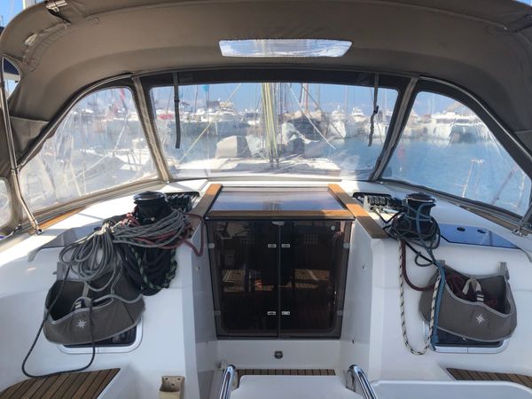 Jeanneau Sun Odyssey 469 | Blue Heaven