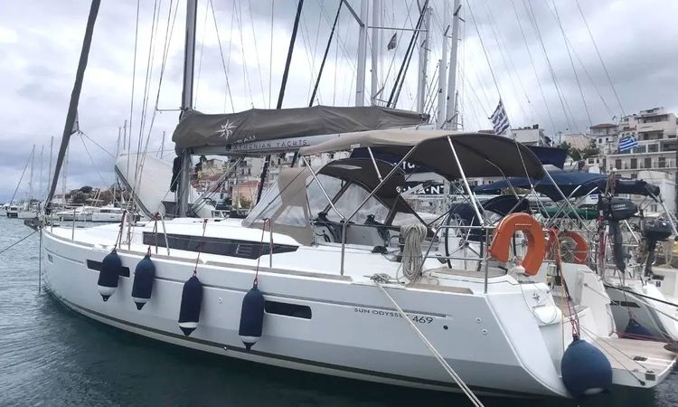 Jeanneau Sun Odyssey 469 | Blue Heaven