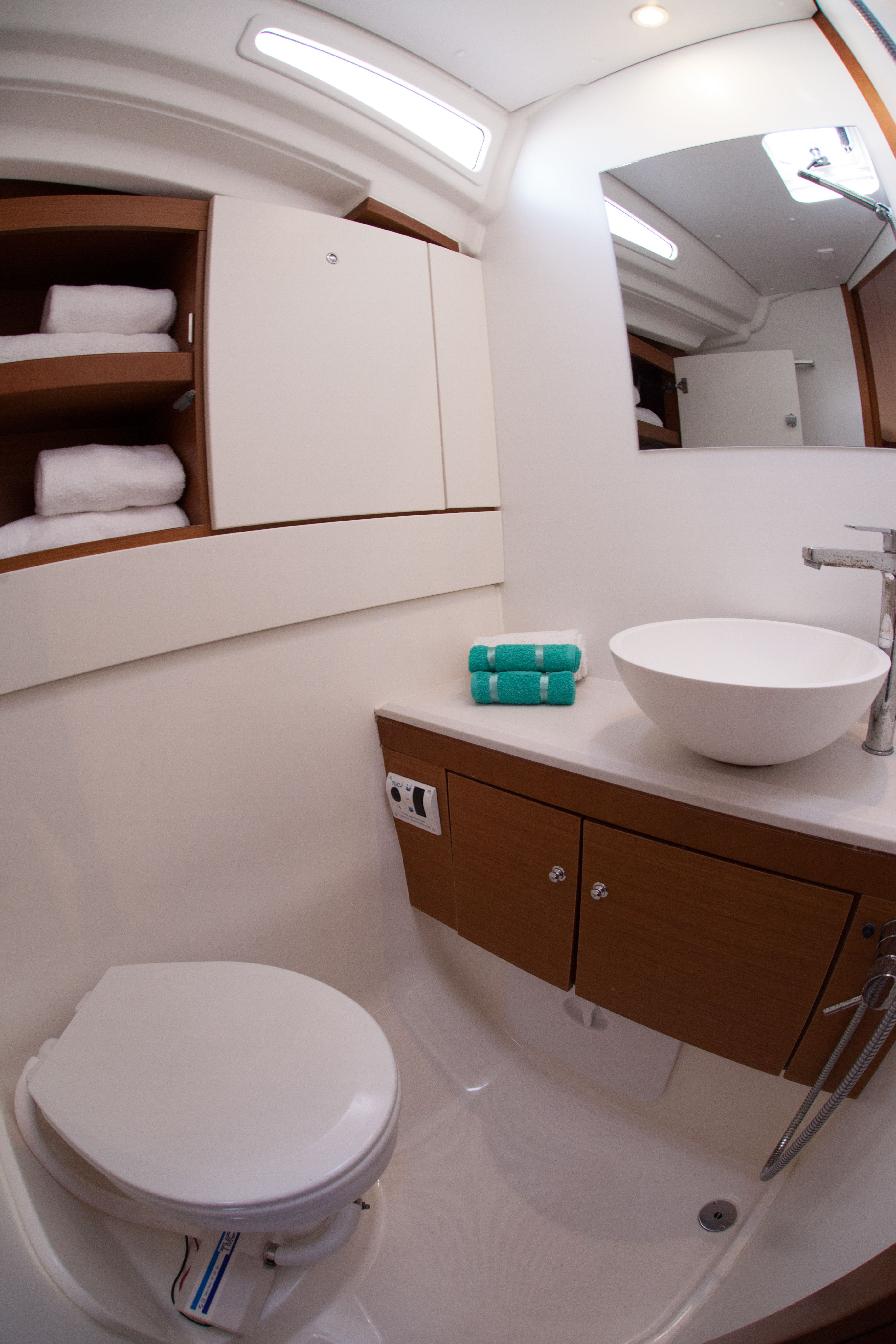 Jeanneau 54 | Celena 4