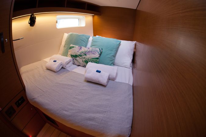 Jeanneau 54 | Celena 4