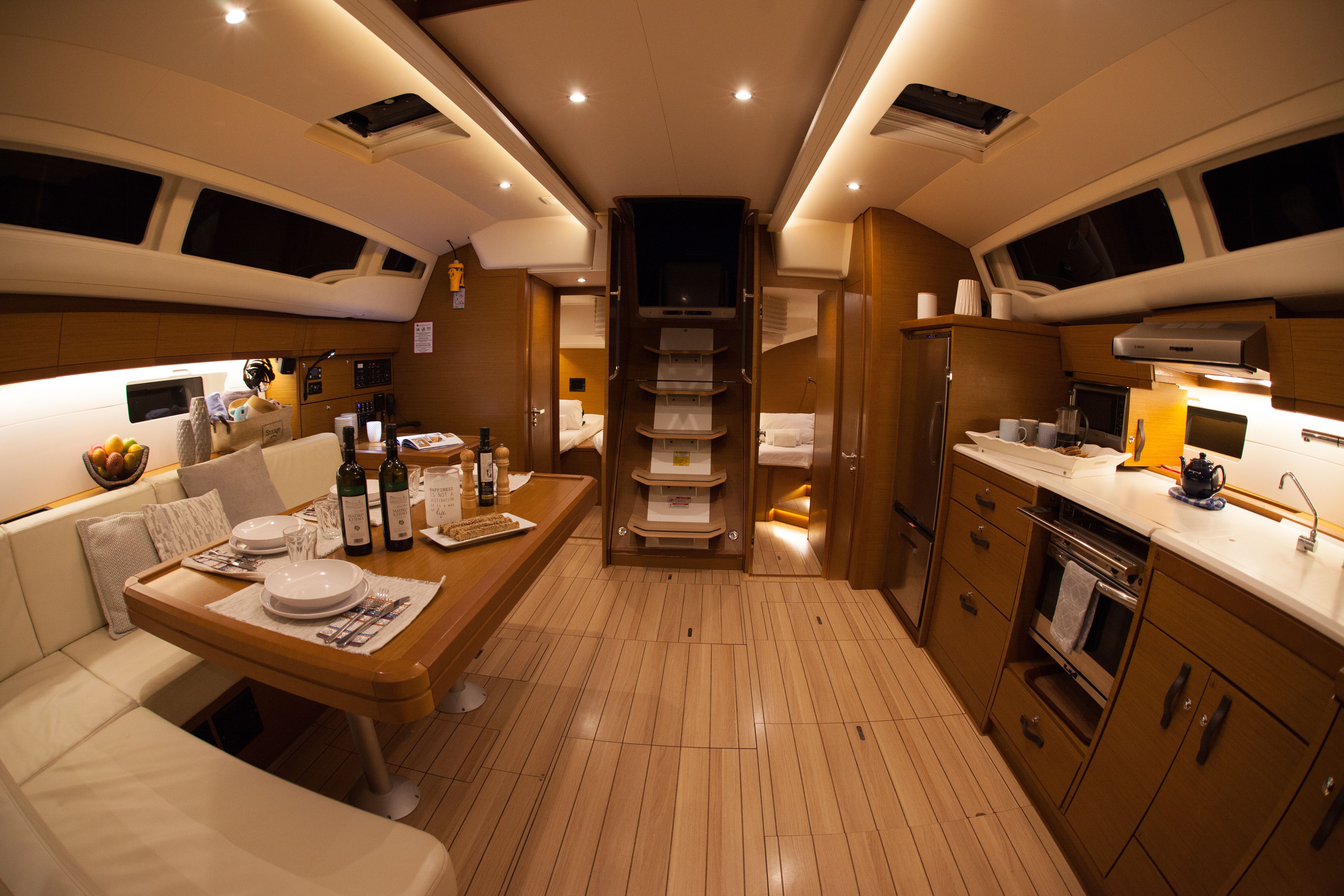 Jeanneau 54 | Celena 4