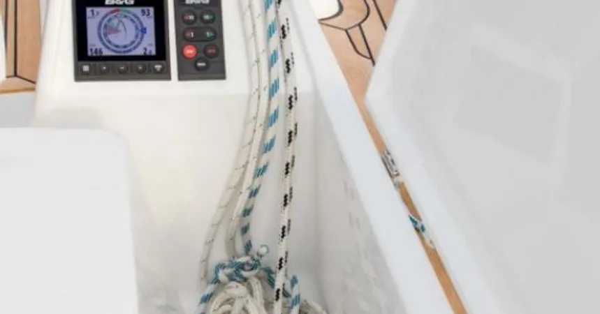 Hanse 388 | Mola 24 Breege24