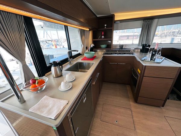 Lagoon 46 | Kalisi Mou