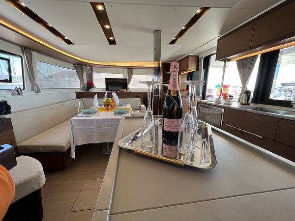 Lagoon 46 | Kalisi Mou