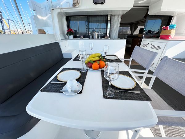 Lagoon 46 | Kalisi Mou