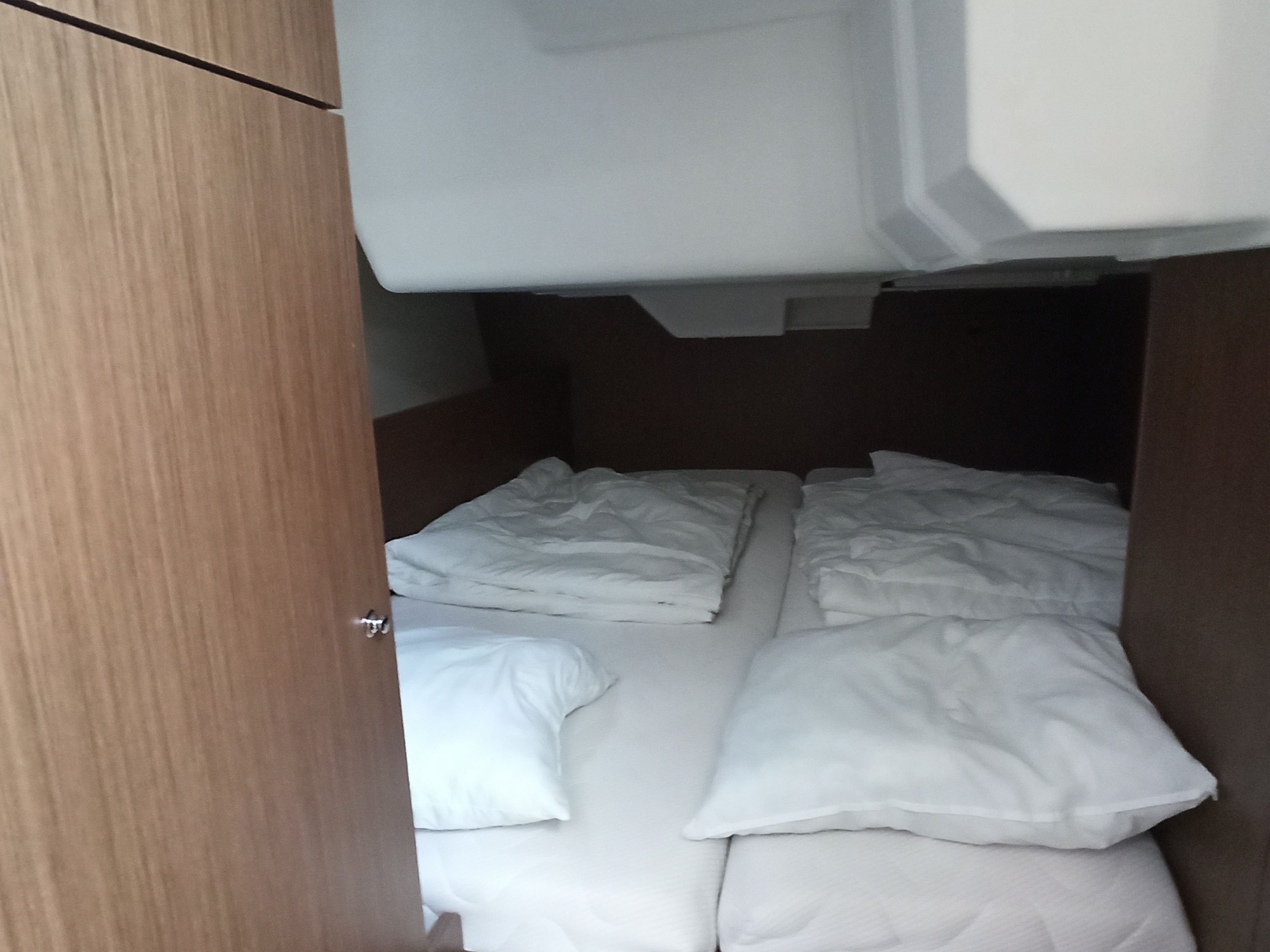 Beneteau Oceanis 38.1 | Flip