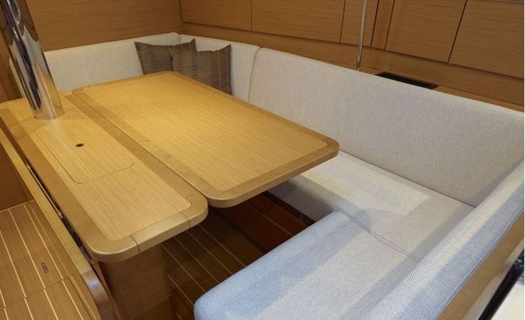 Jeanneau Sun Odyssey 379 | Mola 15 Breege