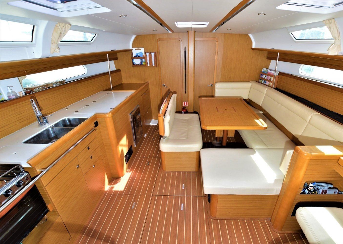 Jeanneau Sun Odyssey 44i | Stardust