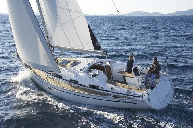 Bavaria 35 Cruiser | Mola 09 Breege0