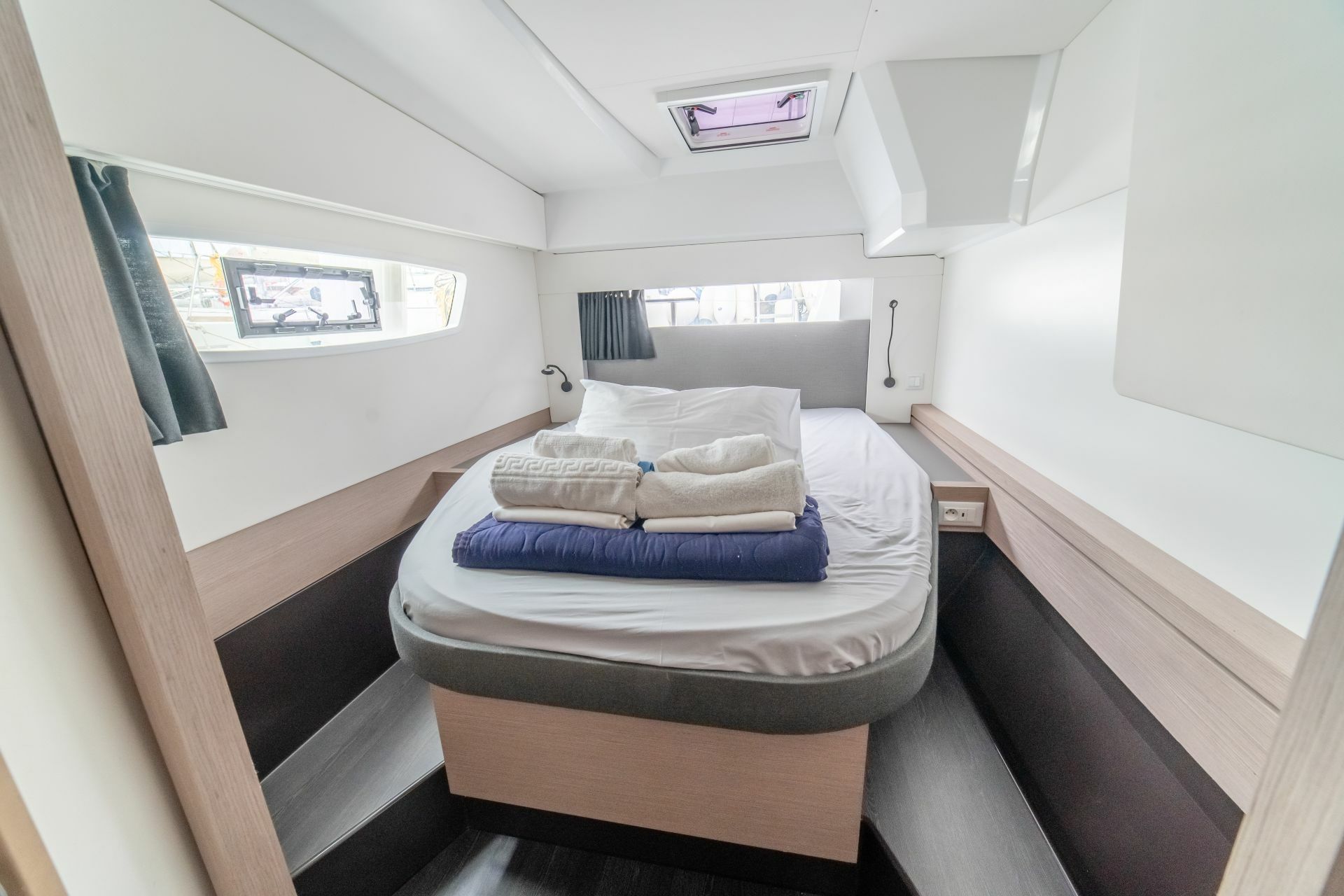 Fountaine Pajot Astrea 42 | Marlin 2