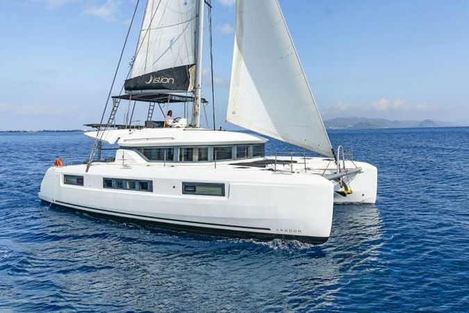 Lagoon 50 | Just Infinity