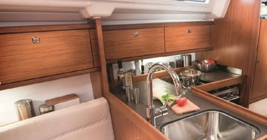 Bavaria Cruiser 34 | Mola 19-2 R Breege10