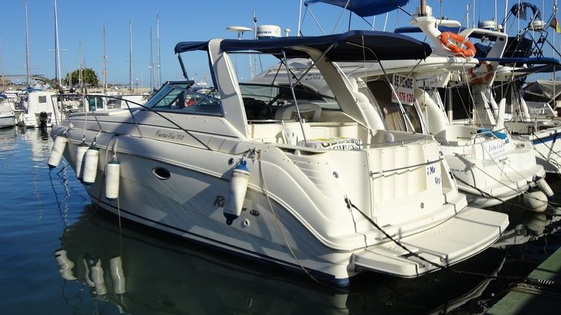Rinker Fiesta Vee 310 | Me Voy