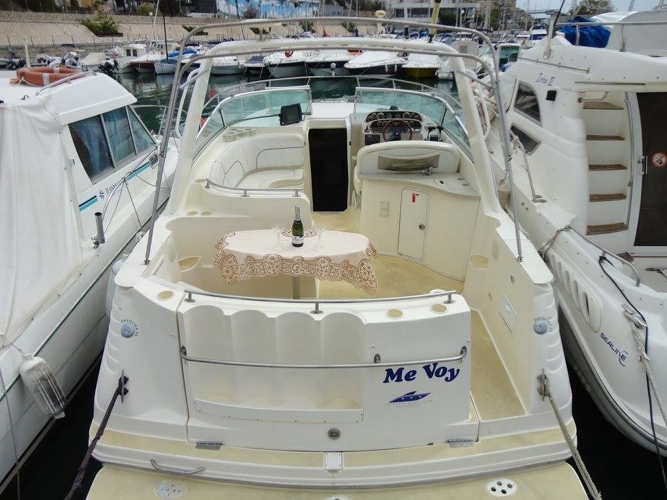 Rinker Fiesta Vee 310 | Me Voy