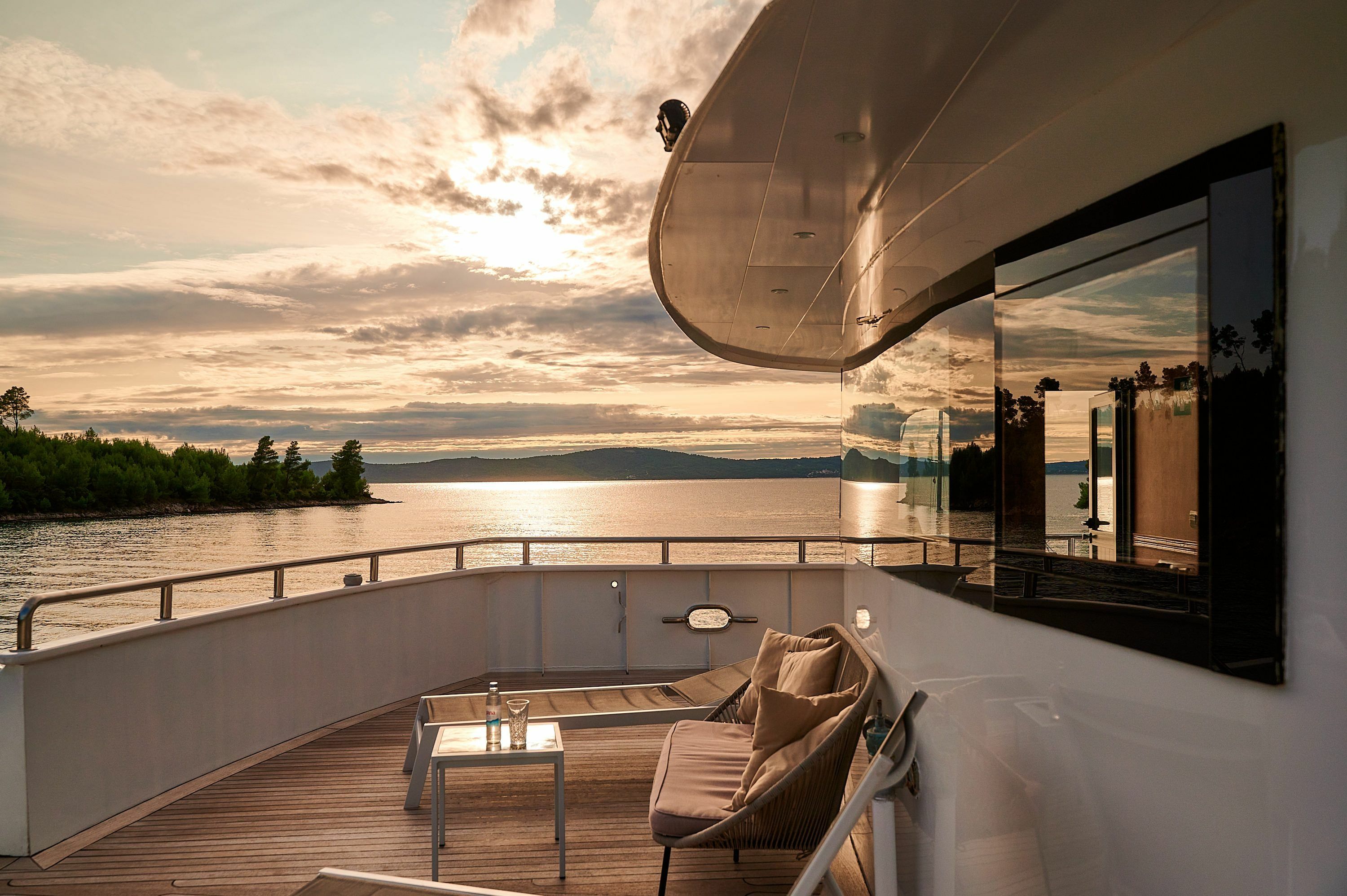 Custom Built Mini Cruiser | Lupus Mare