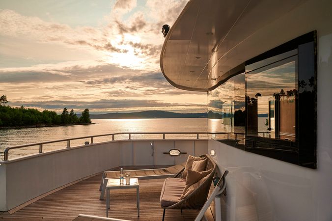 Custom Built Mini Cruiser | Lupus Mare