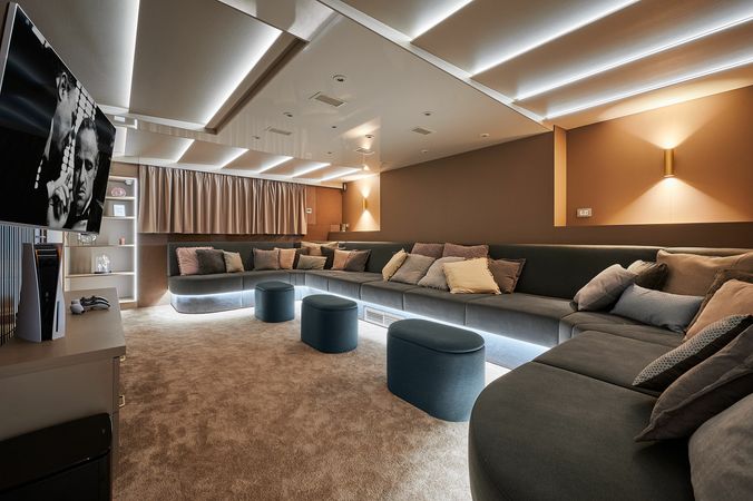 Custom Built Mini Cruiser | Lupus Mare