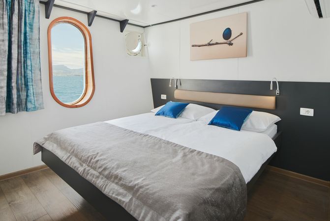 Custom Built Mini Cruiser | Lupus Mare