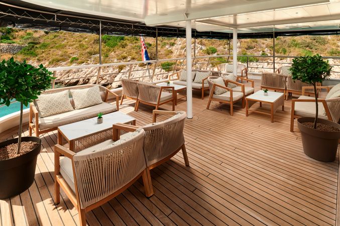 Custom Built Mini Cruiser | Lupus Mare