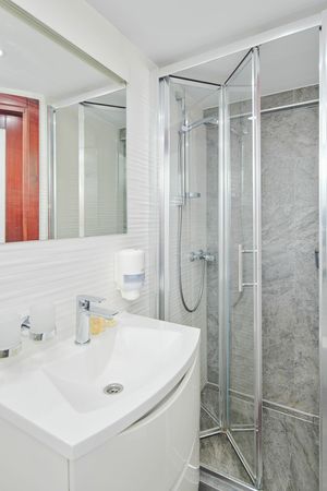 Custom Built Mini Cruiser | Lupus Mare